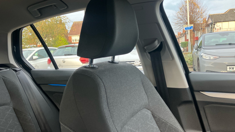 Volkswagen Golf 1.5 TSI 150 Life 5dr Petrol Hatchback